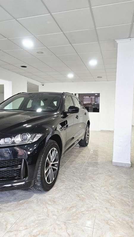 Usado Jaguar F-Pace R-Sport 241 CV (177 kW) 2018 Negro SUV