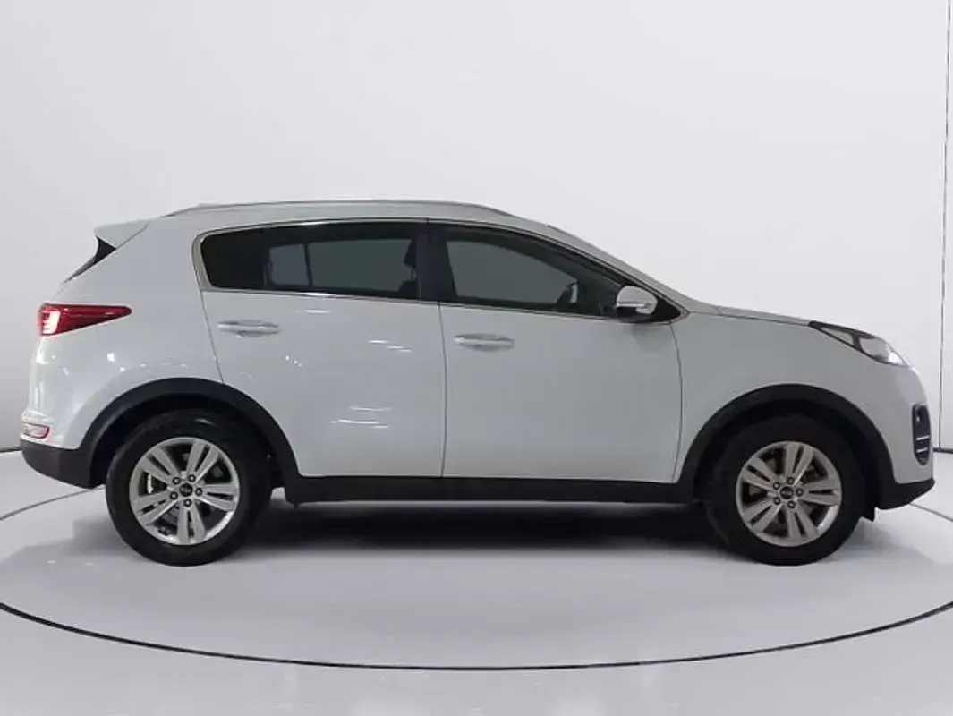 Usado Kia Sportage 132 CV (97 kW) 2018 Blanco SUV