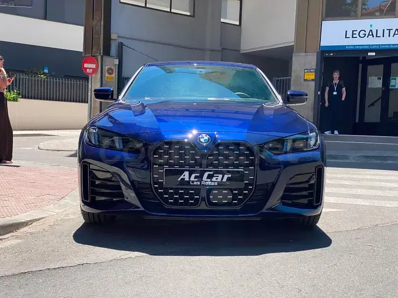 Usado BMW 420 Gran Coupé Comfort Edition 190 CV (139 kW) 2025 Azul Coupe
