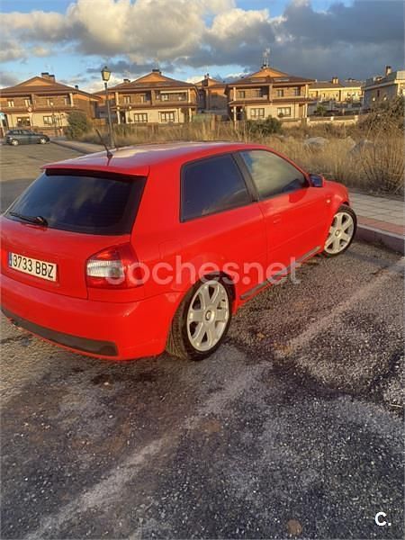 Usado Audi S3 210 CV (154 kW) 2000 Rojo Utilitario