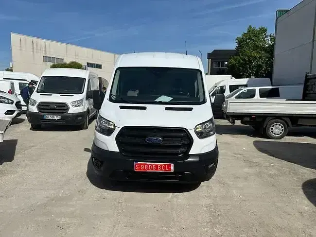 Usado Ford Transit 130 CV (95 kW) 2022 Blanco Berlina