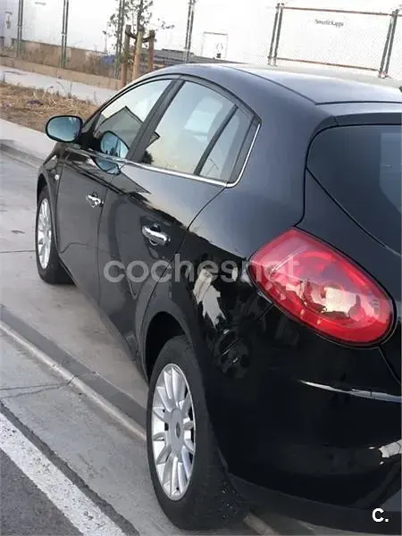 Usado Fiat Bravo Active 120 CV (88 kW) 2009 Negro Utilitario