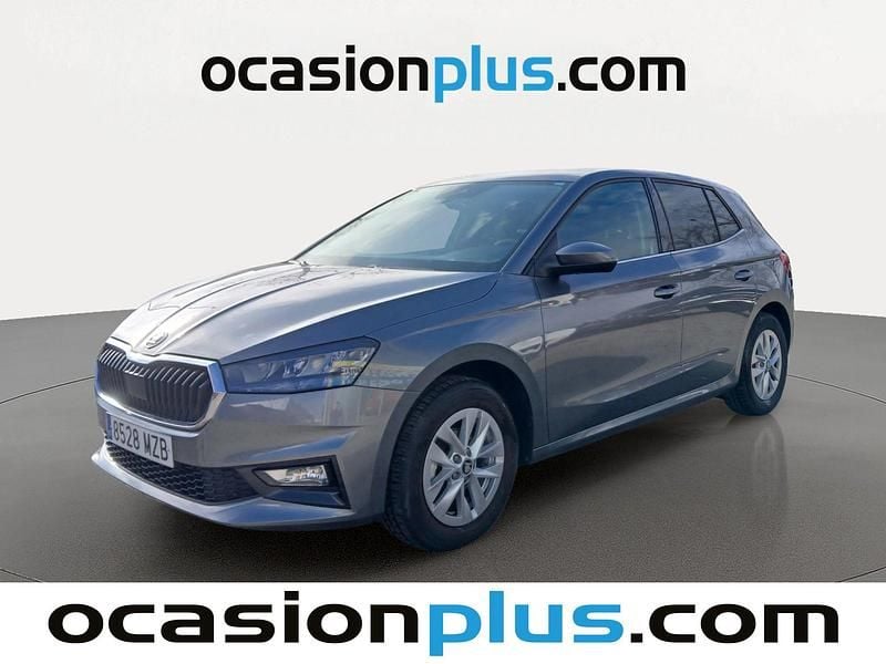 Gris Usado 2025 Skoda Fabia Selection Utilitario | 15.355 € (Super precio) - Imagen 1/4
