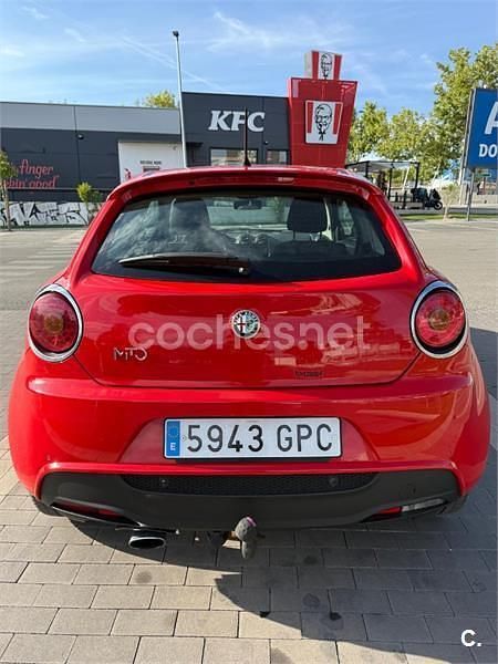 Usado Alfa Romeo MiTo Progression 120 CV (88 kW) 2009 Rojo Utilitario