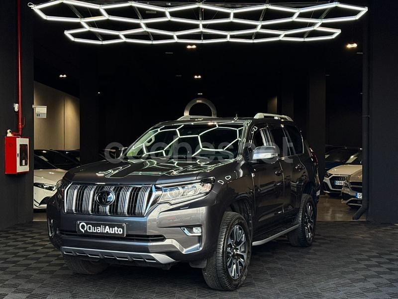 Gris / plata Usado 2023 Toyota Land Cruiser SUV | 66.990 € (Un poco caro) - Imagen 1/4