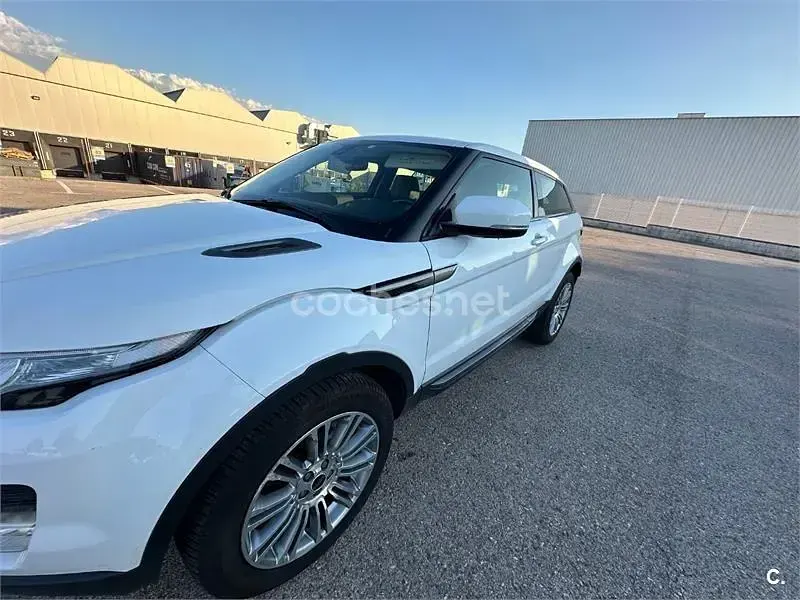 Usado Land Rover Range Rover evoque Prestige 150 CV (110 kW) 2011 Blanco SUV