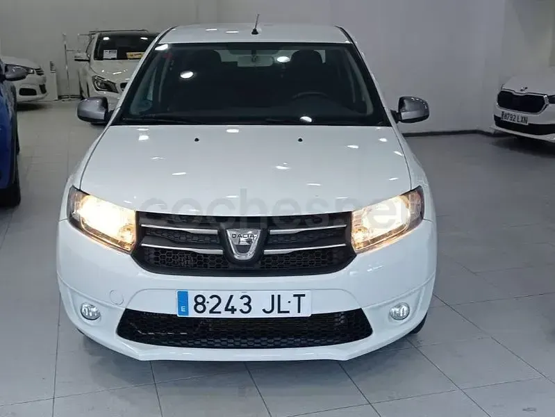 Usado Dacia Logan Ambiance 90 CV (66 kW) 2016 Blanco Berlina