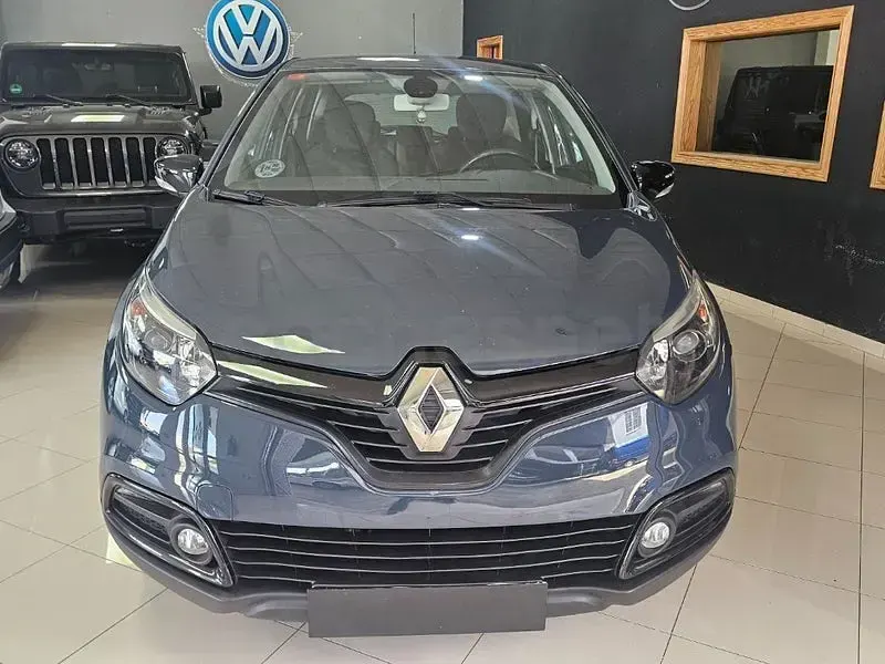 Begagnad Renault Captur 90 HK (66 kW) 2015 Blå SUV