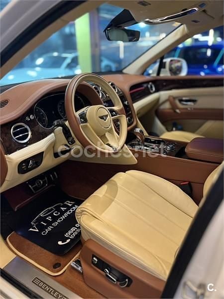 Usado Bentley Bentayga 608 CV (447 kW) 2018 Blanco SUV