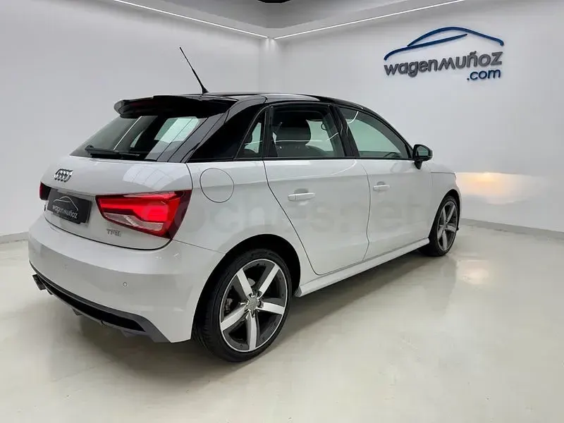Usado Audi A1 Sportback S-Line 125 CV (91 kW) 2018 Blanco Utilitario