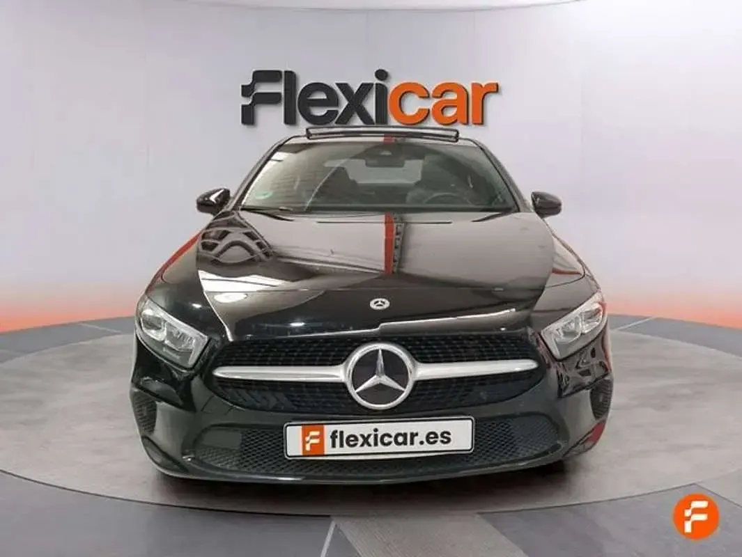 Usado Mercedes A200 163 CV (119 kW) 2022 Negro Berlina