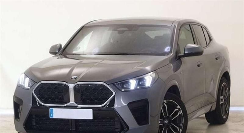 Gris Usado 2025 BMW X2 M Sport SUV | 43.500 € (Precio justo) - Imagen 1/4