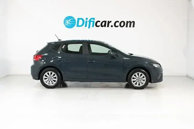 Usado Seat Ibiza Style 80 CV (58 kW) 2025 Gris Utilitario