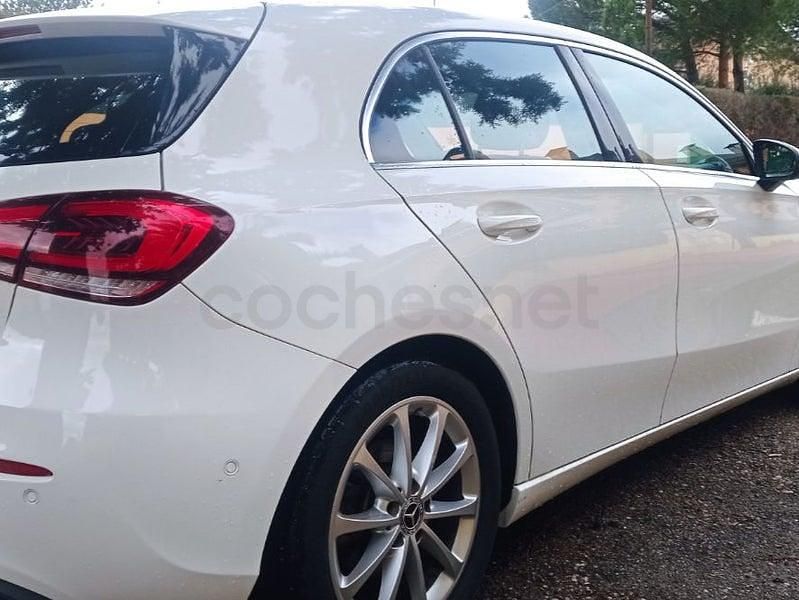 Usado Mercedes A180 116 CV (85 kW) 2020 Blanco Berlina