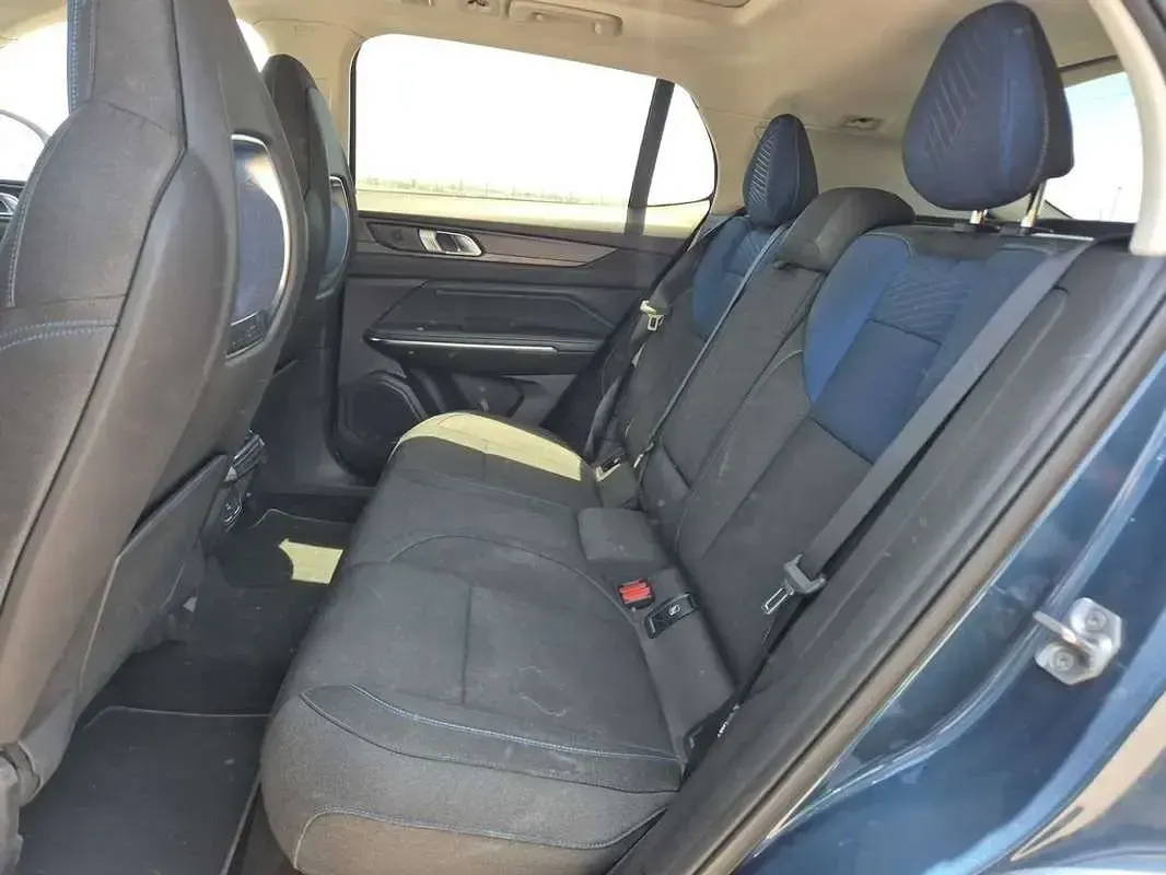 Usado Lynk & Co 01 260 CV (191 kW) 2023 Azul SUV