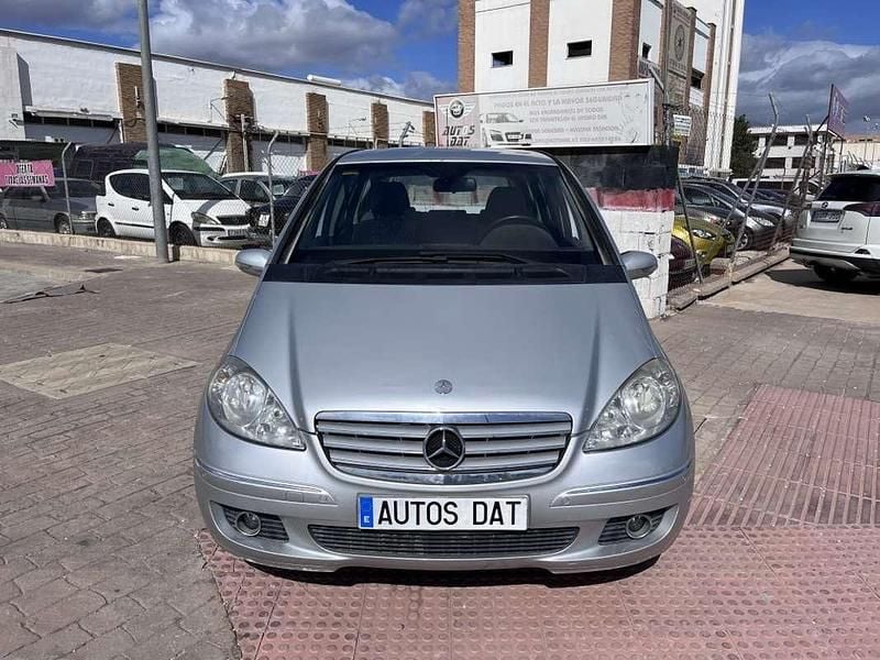 Usado Mercedes A180 109 HP (80 kW) 2007 Cinzento Citadino