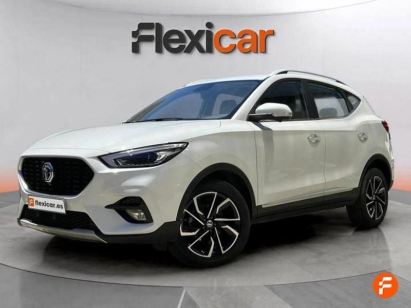 Usado MG ZS Luxury 106 CV (77 kW) 2024 Blanco Berlina