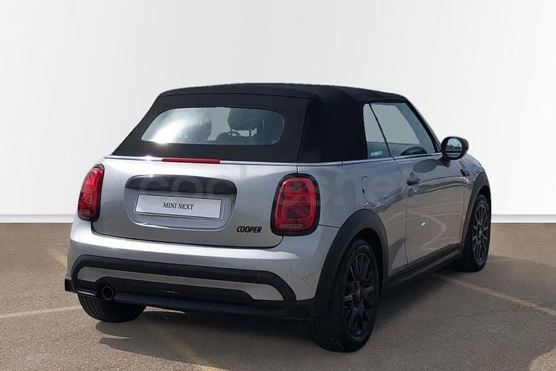 Usado Mini Cooper Cabriolet 136 CV (100 kW) 2023 Gris / plata Descapotable
