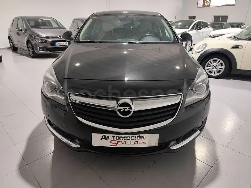 Usado Opel Insignia Eco 136 CV (100 kW) 2016 Negro Berlina