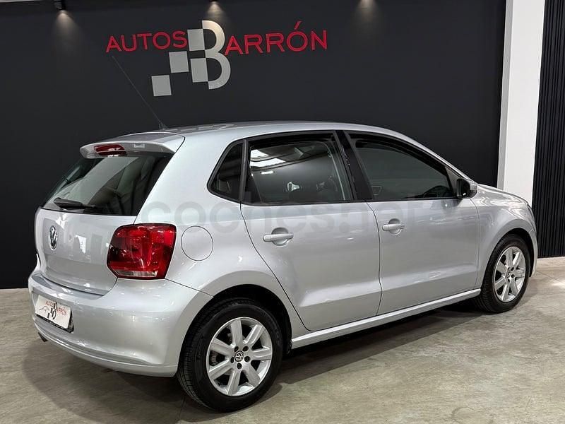 Usado VW Polo Sport 90 CV (66 kW) 2011 Gris / plata Utilitario