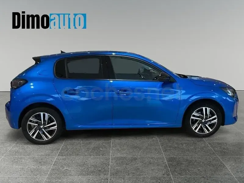 Usado Peugeot 208 Allure 100 CV (73 kW) 2022 Azul Utilitario