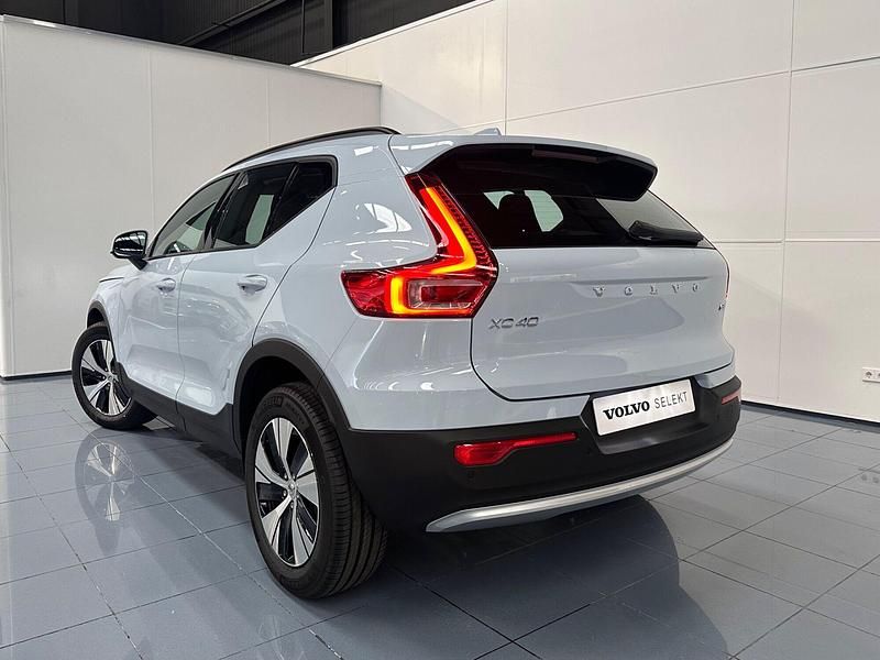 Nuevo Volvo XC40 163 CV (119 kW) 2025 Azul SUV