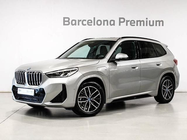Gris / plata Usado 2025 BMW X1 Luxury Line SUV | 49.990 € (Super precio) - Imagen 1/4