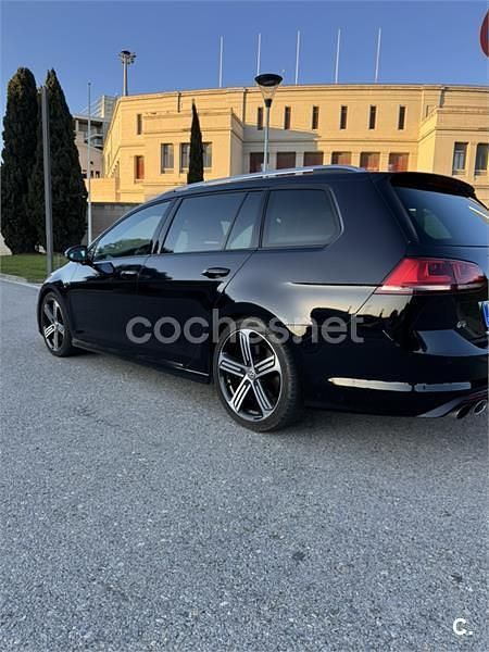 Usado VW Golf VII R 300 CV (220 kW) 2015 Negro Familiar