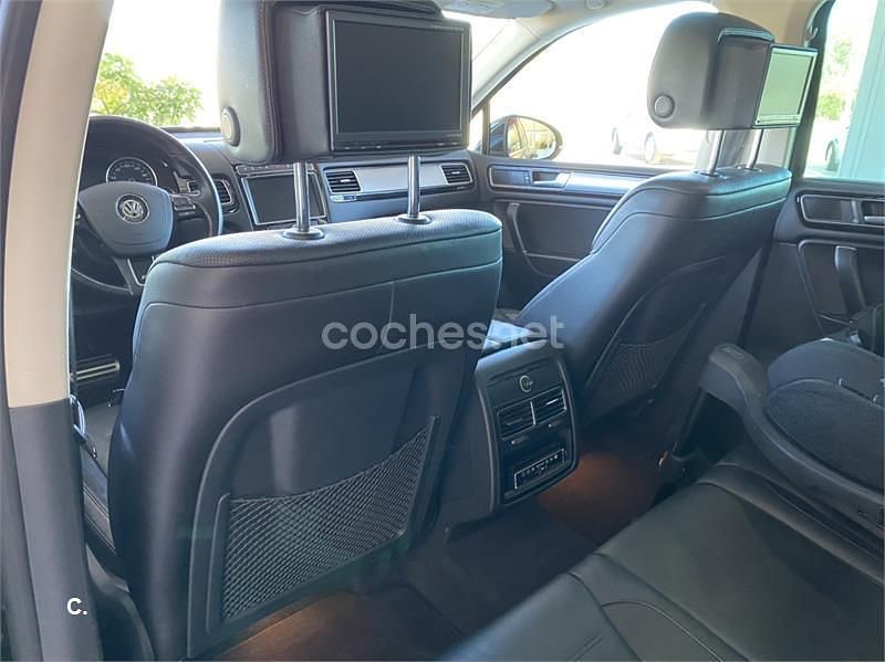 Usado VW Touareg R-line 262 CV (192 kW) 2015 Negro SUV