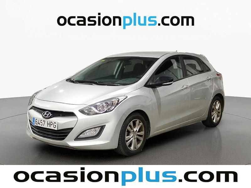 Gris plata Usado 2013 Hyundai i30 Utilitario | 9250 € (Precio justo) - Imagen 1/4