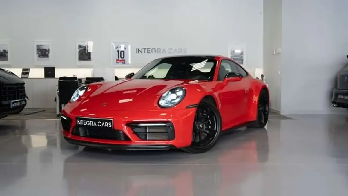 Usado Porsche 911 Carrera GTS 480 CV (353 kW) 2024 Rojo Coupe