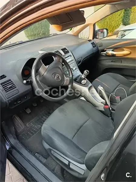 Usado Toyota Auris Sol 177 CV (130 kW) 2007 Negro Utilitario