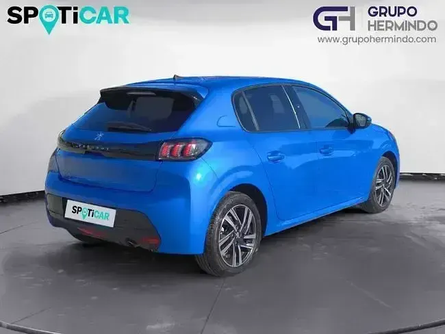 Usado Peugeot 208 Allure 100 CV (73 kW) 2021 Azul Utilitario