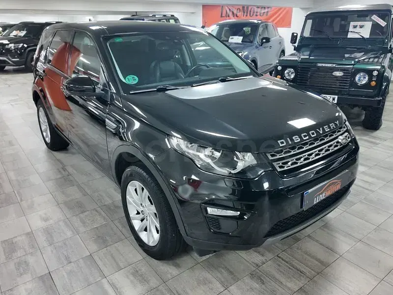 Usado Land Rover Discovery Sport SE 150 CV (110 kW) 2017 Negro SUV