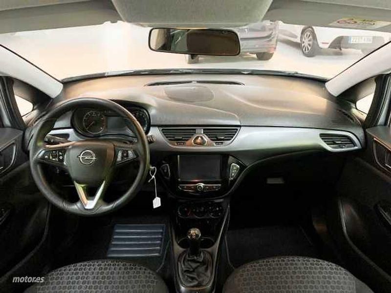 Usado Opel Corsa Expression 90 CV (66 kW) 2018 Plateado Utilitario