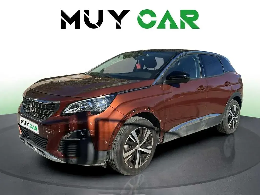 Usado Peugeot 3008 Allure 131 CV (96 kW) 2017 Marrón SUV