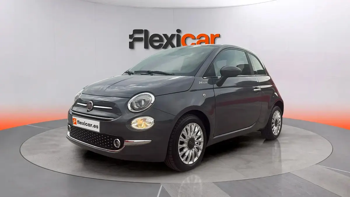 Usado Fiat 500 Club 71 CV (52 kW) 2022 Gris Berlina