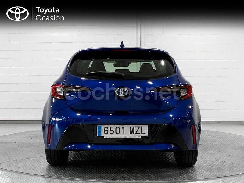 Usado Toyota Corolla Active 140 CV (102 kW) 2025 Azul Berlina