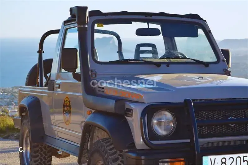 Usado Suzuki Samurai 69 CV (50 kW) 1996 Gris / plata SUV