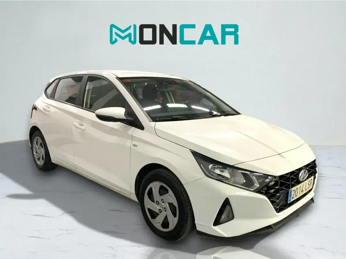Usado Hyundai i20 100 CV (73 kW) 2021 Blanco Utilitario