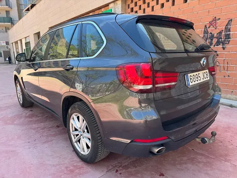 Usado BMW X5 231 CV (169 kW) 2015 Gris / plata SUV
