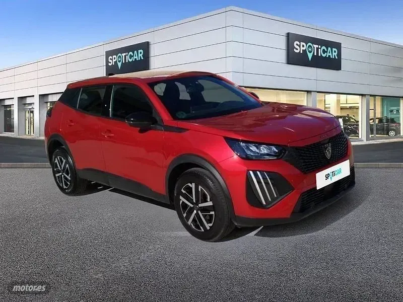 Usado Peugeot 2008 Active 100 CV (73 kW) 2023 Rojo SUV