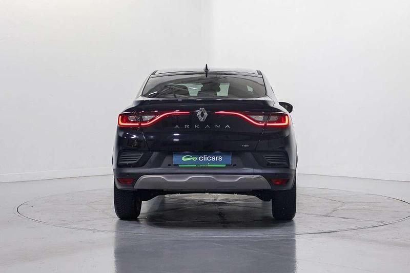 Usado Renault Arkana Techno 143 CV (105 kW) 2023 Negro SUV