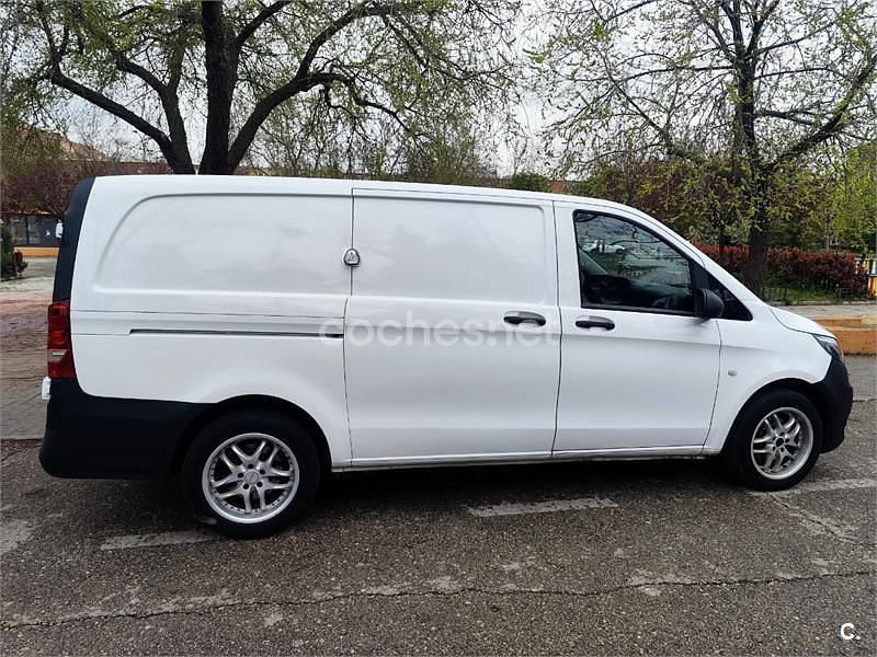 Usado Mercedes Vito Marco Polo 88 CV (64 kW) 2017 Blanco Van
