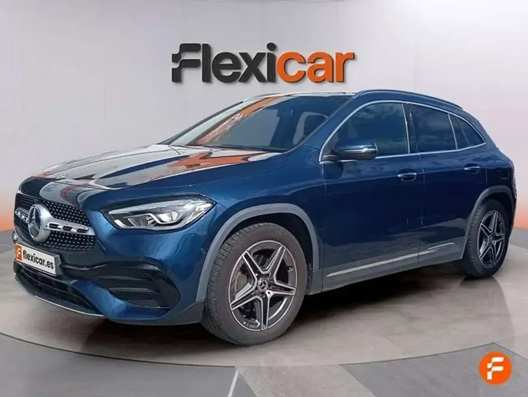 Usado Mercedes GLA200 163 CV (119 kW) 2022 Azul SUV