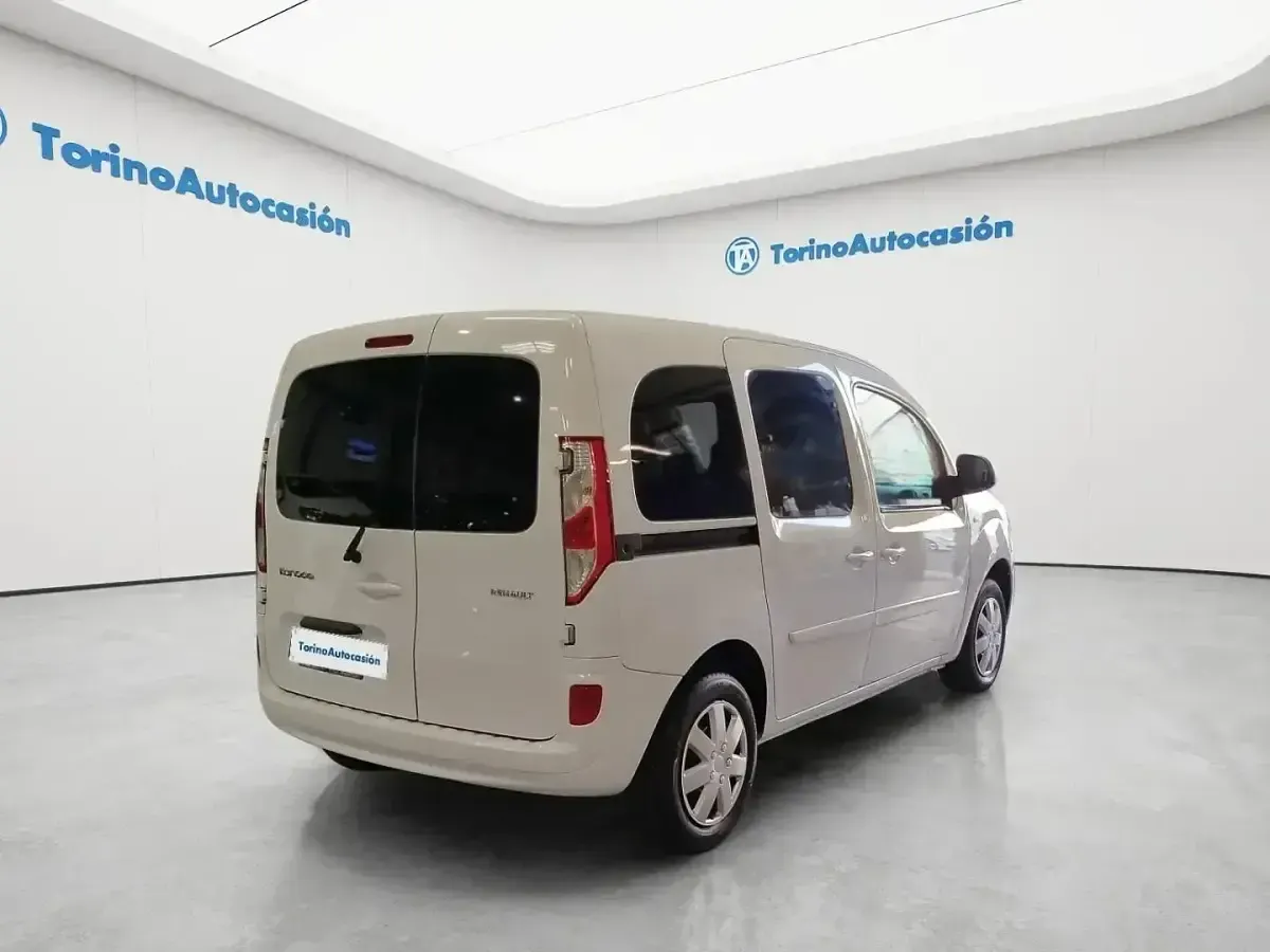 Usado Renault Kangoo LIMITED 90 CV (66 kW) 2018 Blanco Monovolumen