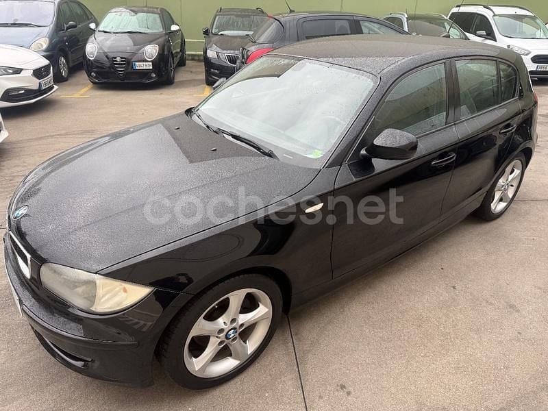 Negro Usado 2011 BMW 116 Utilitario | 7400 € (Buen precio) - Imagen 1/4