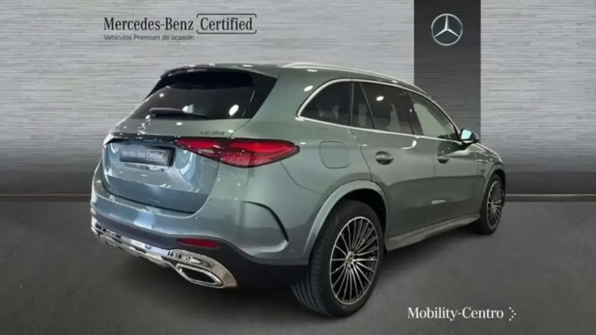Usado Mercedes GLC220 197 CV (144 kW) 2024 Verde SUV