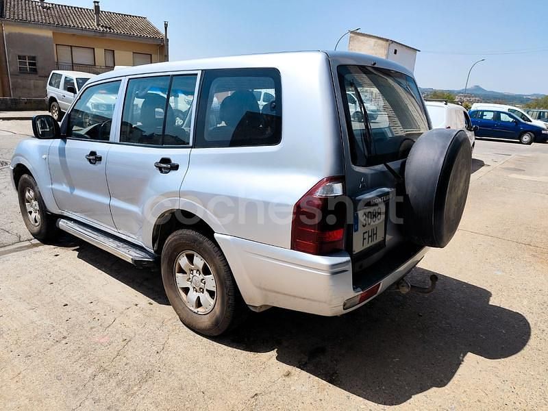 Usado Mitsubishi Montero Intense 160 CV (117 kW) 2008 Beige SUV