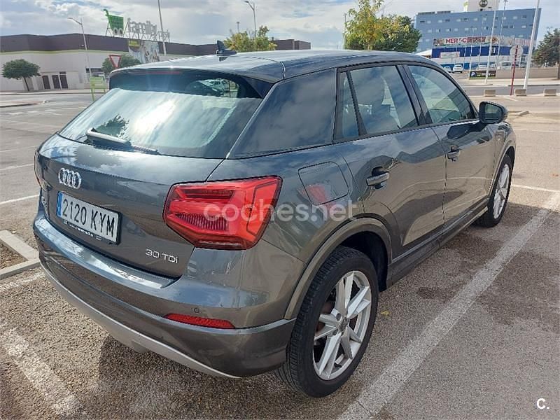 Usado Audi Q2 Sport 116 CV (85 kW) 2019 Gris / plata SUV
